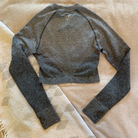 Gymshark Cropped Shirt - Picture 2 of 3